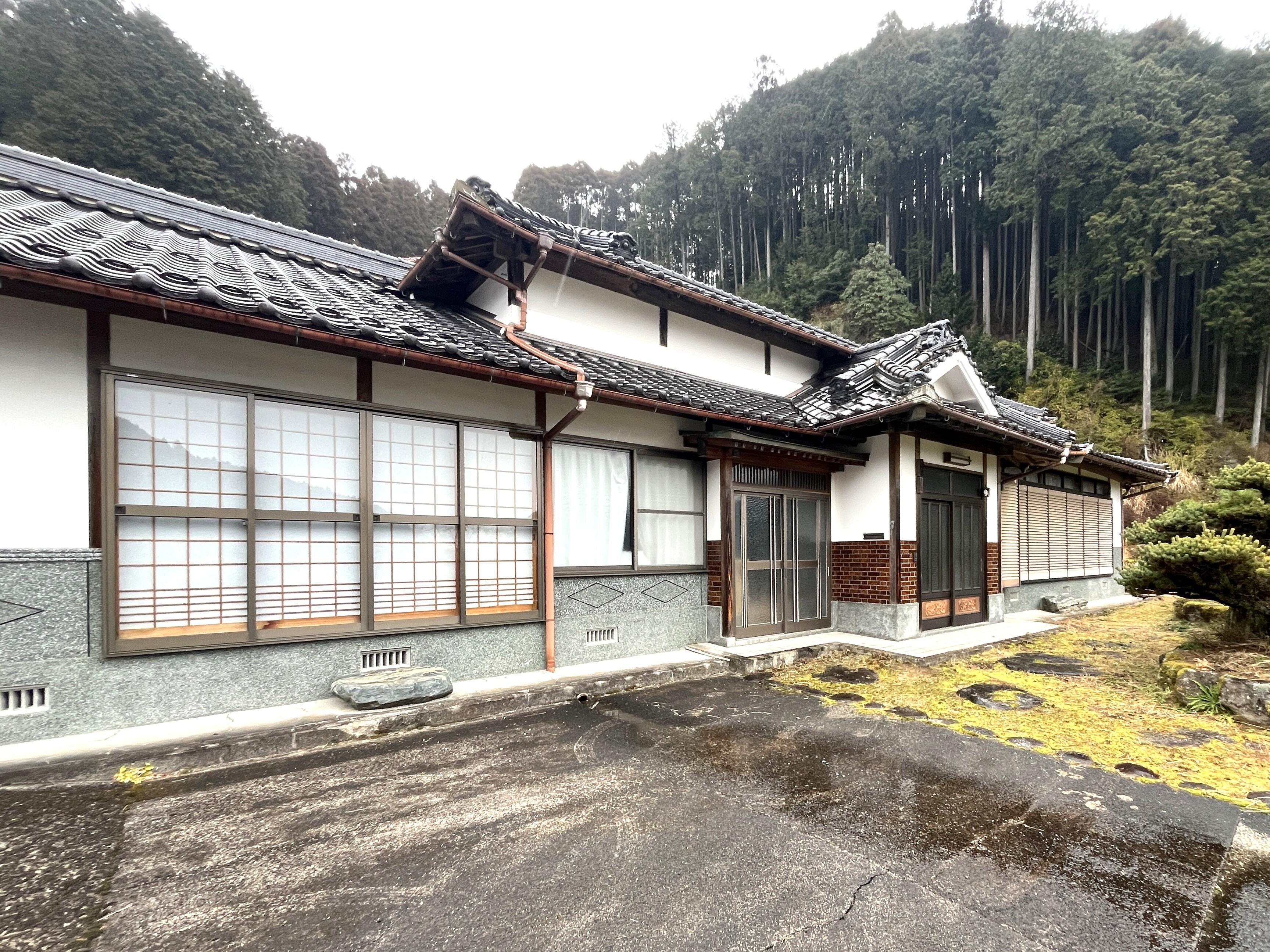 https://vill.toho-info.com/iju/2026/06/08/IMG_5.jpeg