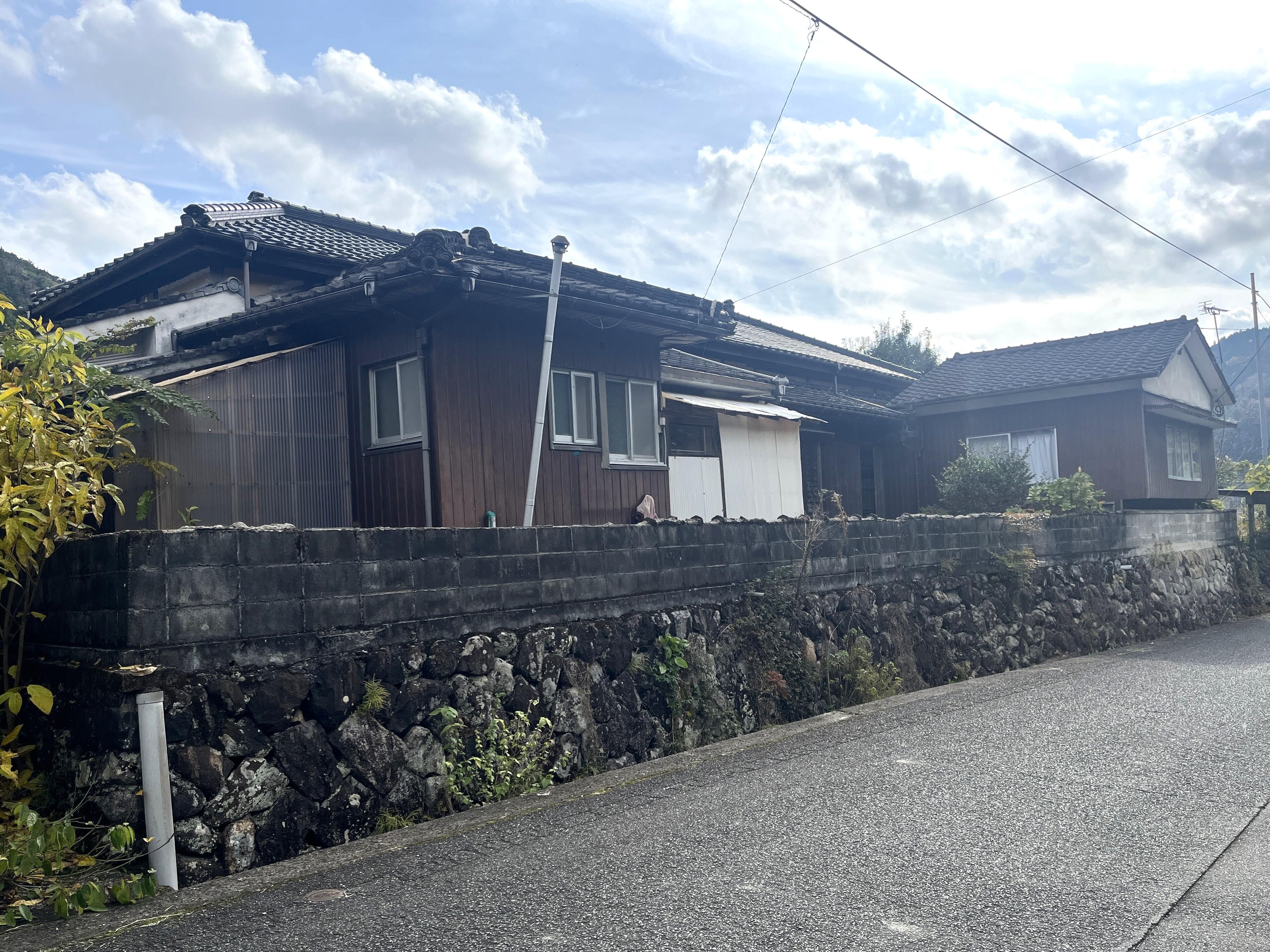 https://vill.toho-info.com/iju/2026/06/09/IMG_3279.JPG