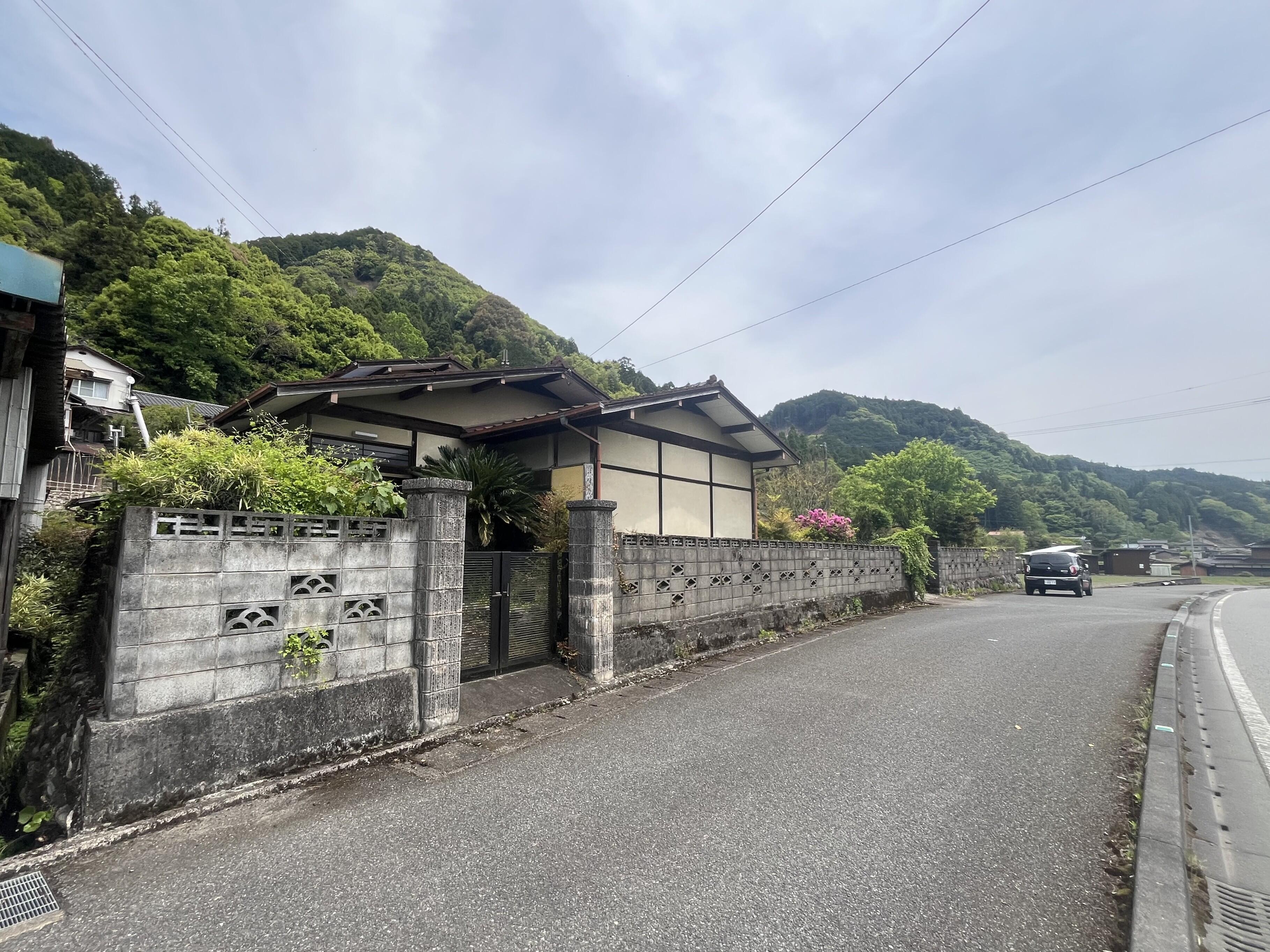 https://vill.toho-info.com/iju/2026/06/11/IMG_2292.JPG_1.jpg